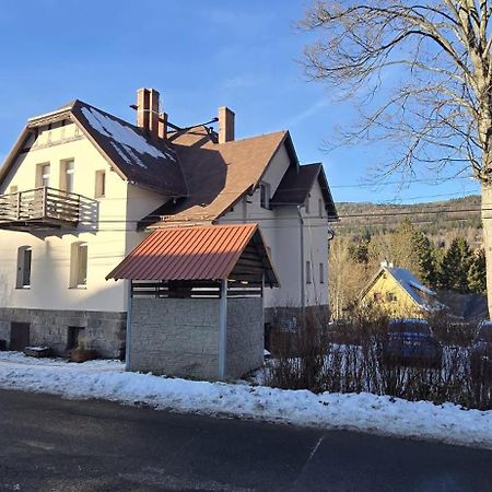 Villa Susanne Шклярська Поремба Екстер'єр фото